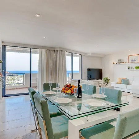 With Ocean View Mar شقة بالم مار